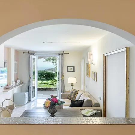 La Pacetta Bed & Breakfast